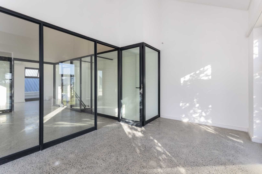 To Let commercial Property for Rent in Val De Vie Estate Western Cape